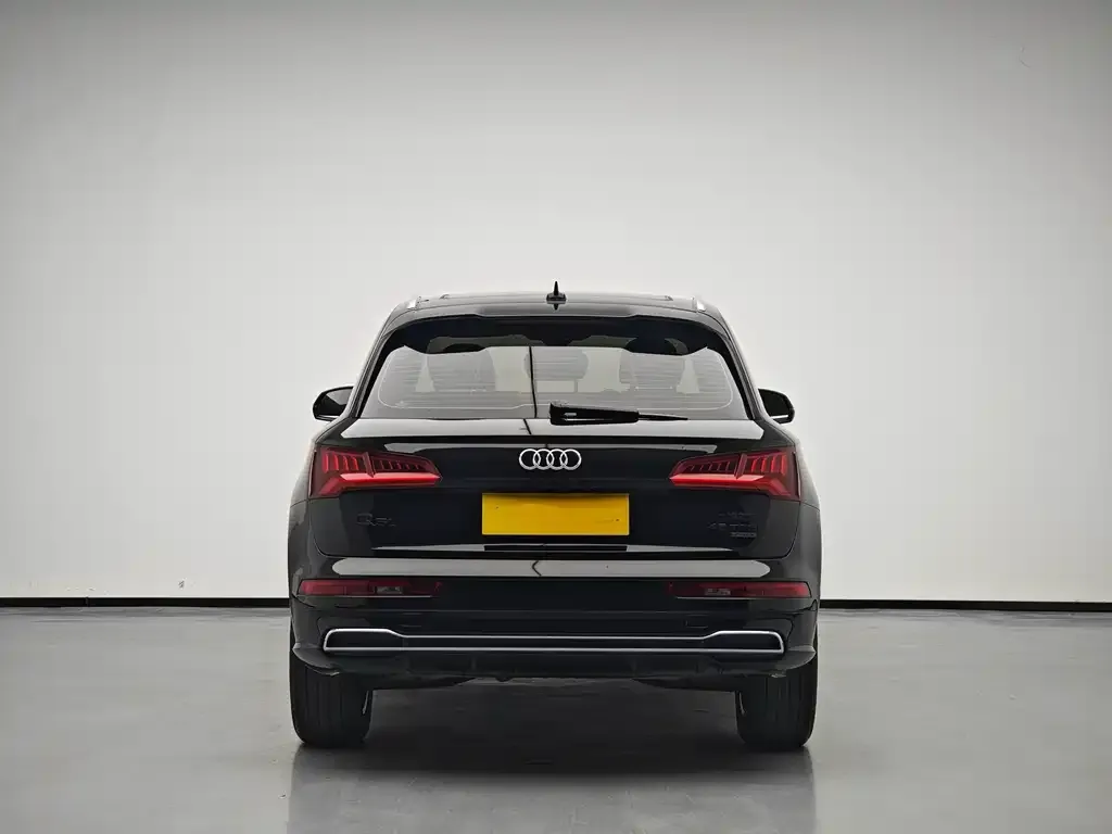 Audi Q5L 2021 из CN, фото 5