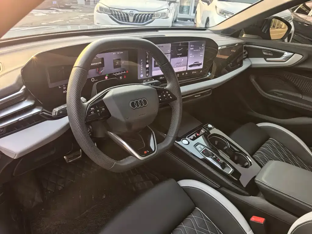 Audi A5L 2025 из CN, фото 2