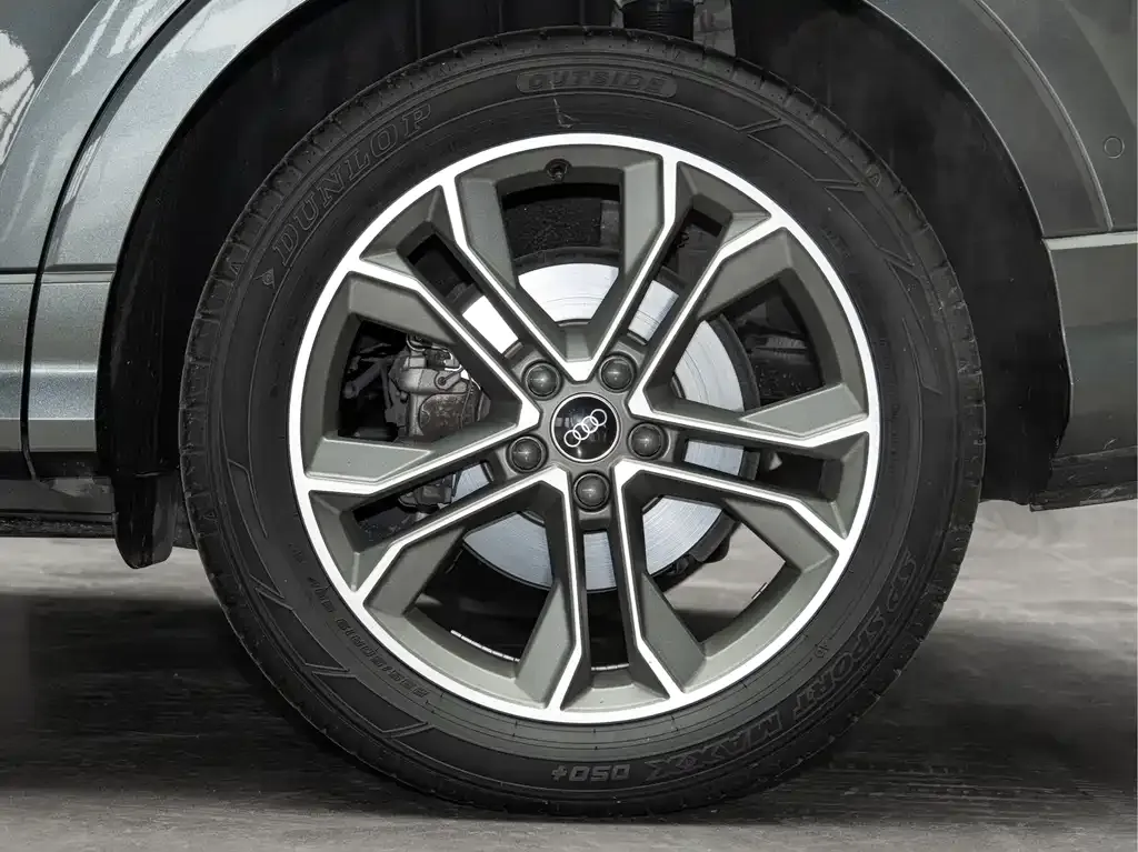 Audi Q3 2023 из CN, фото 9