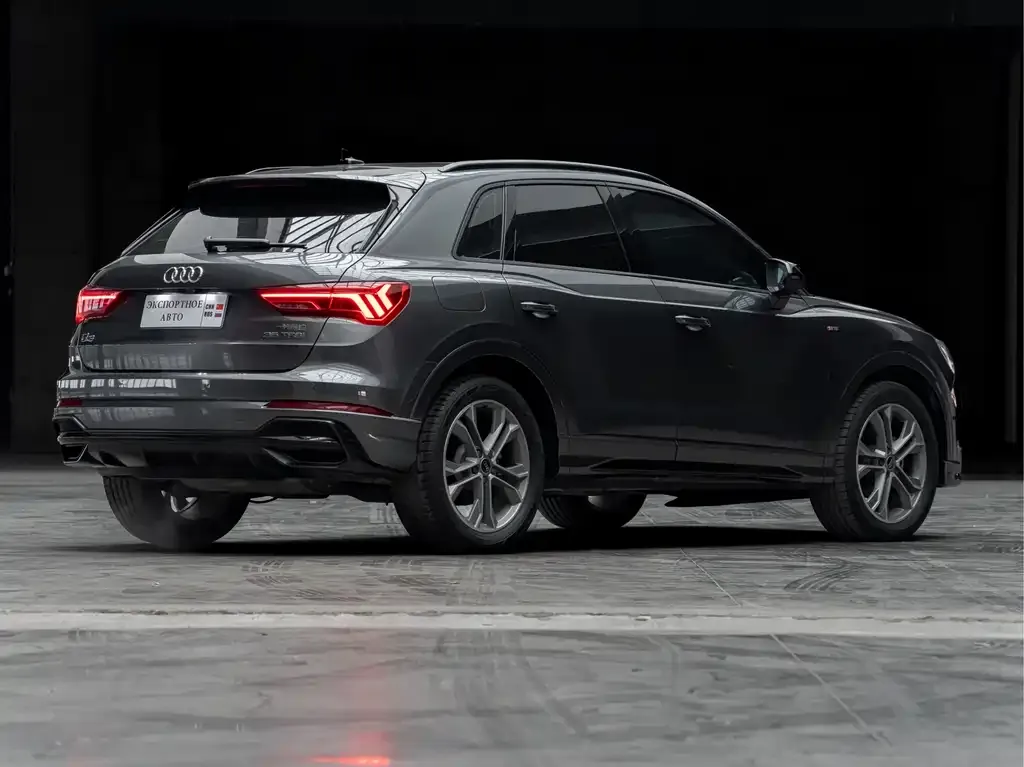 Audi Q3 2023 из CN, фото 8