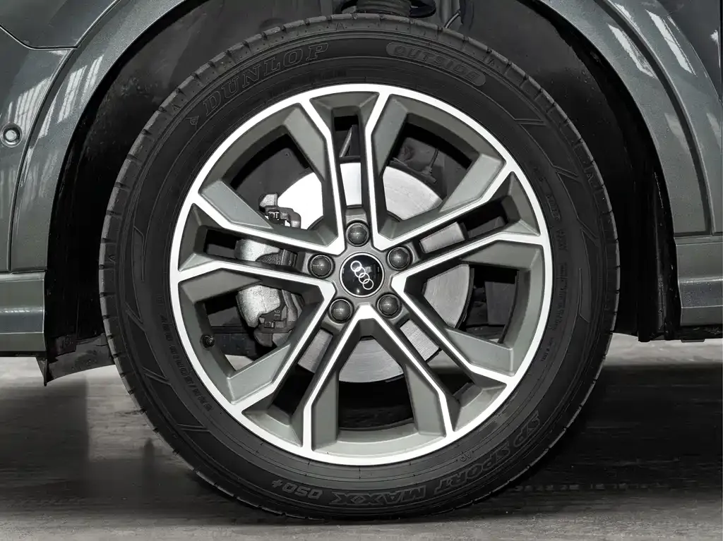 Audi Q3 2023 из CN, фото 10