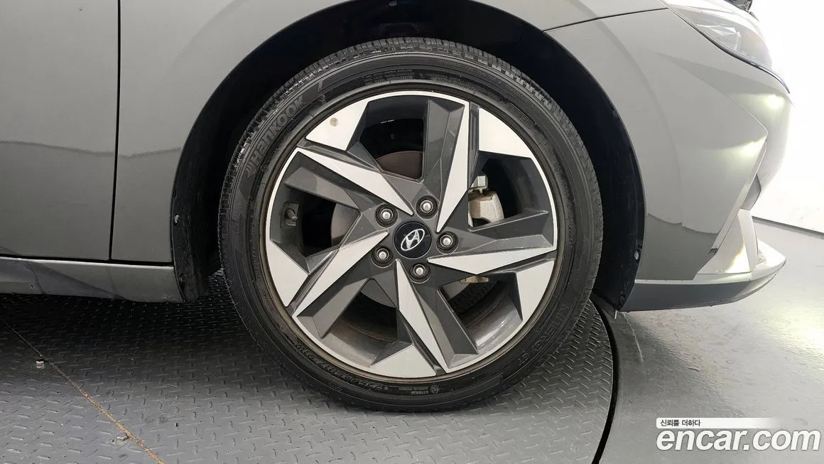Hyundai AVANTE — фото 8