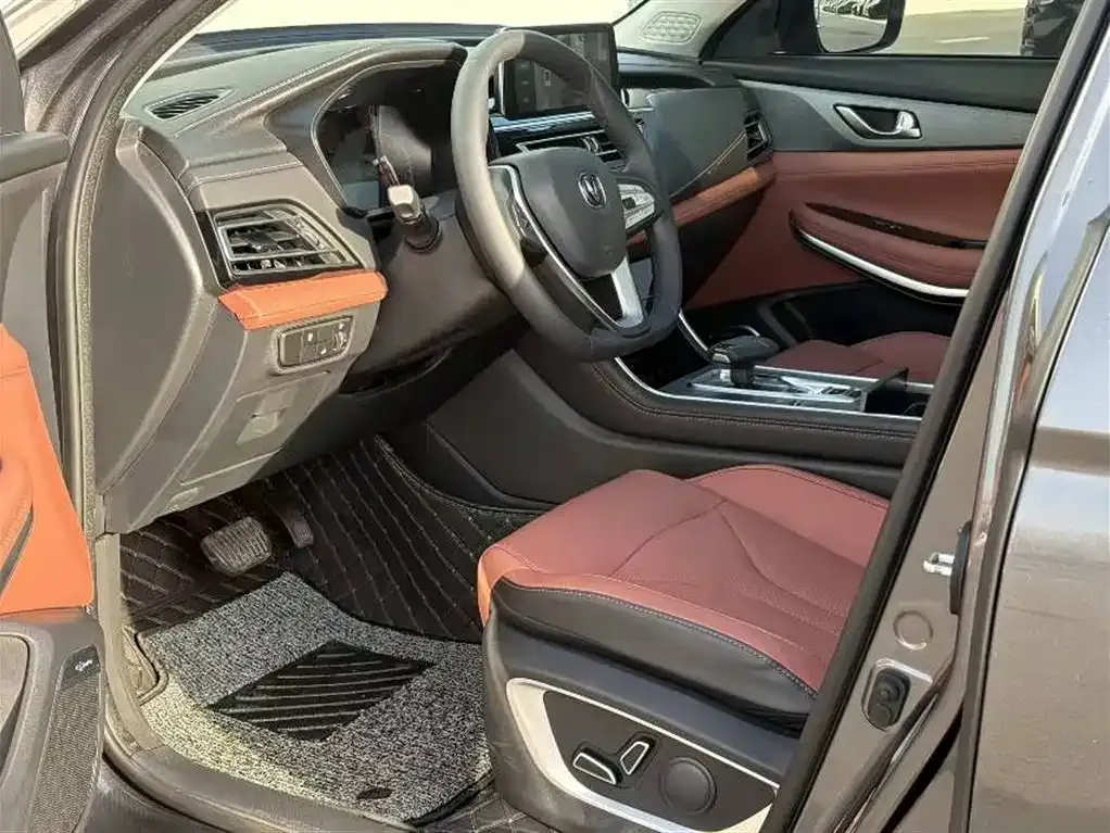 Changan CS75 2025 из CN, фото 3