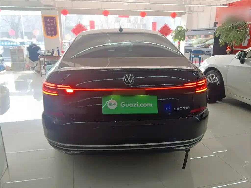 Volkswagen Passat 2024 из CN, фото 2