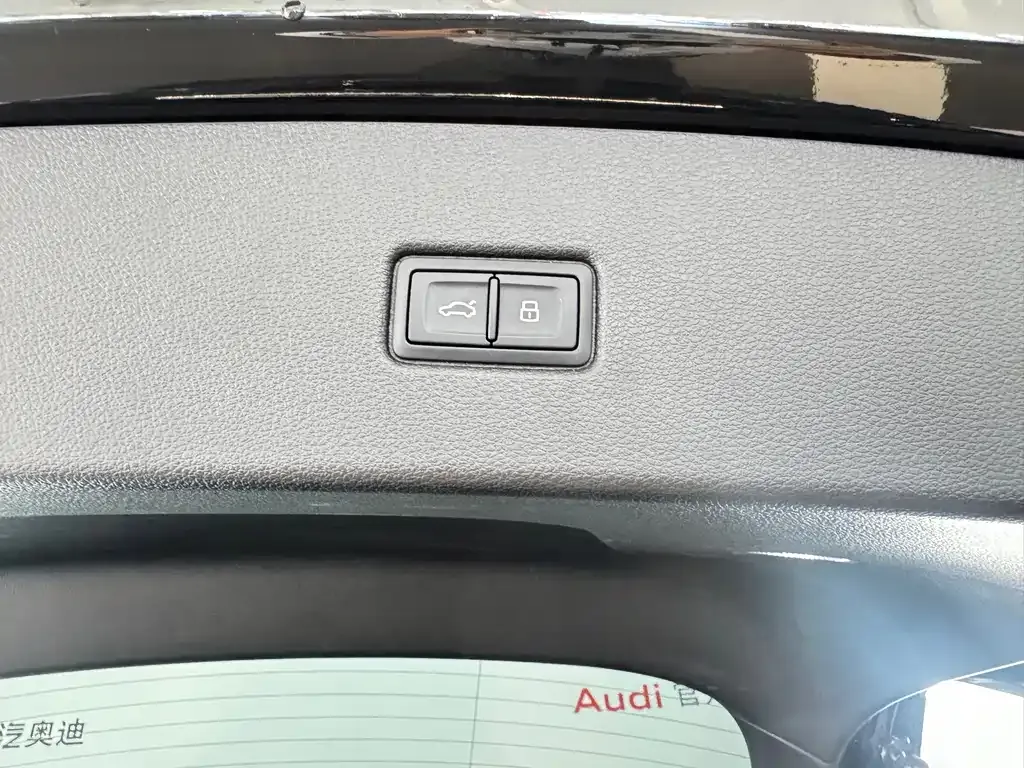 Audi Q5L Sportback 2023 из CN, фото 4