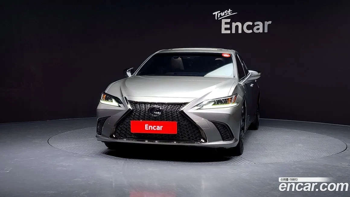 Lexus ES 2024 из KR, фото 2