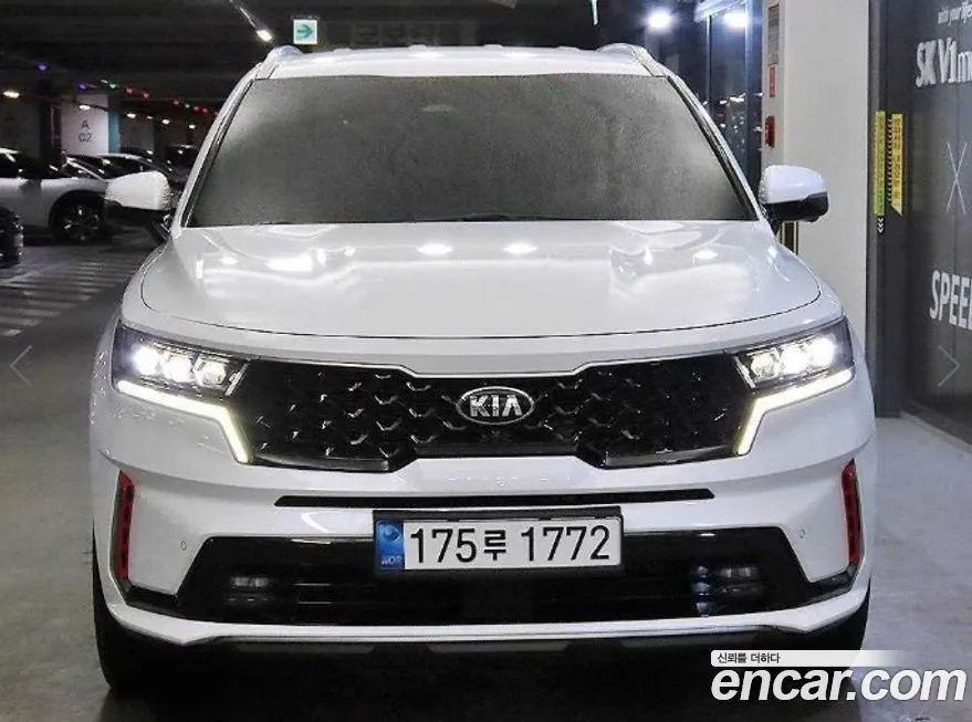 Kia Sorento — фото 1