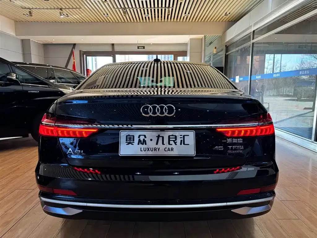 Audi A6L 2024 из CN, фото 10