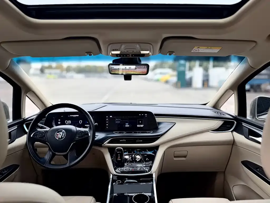 Buick GL8 2022 из CN, фото 2