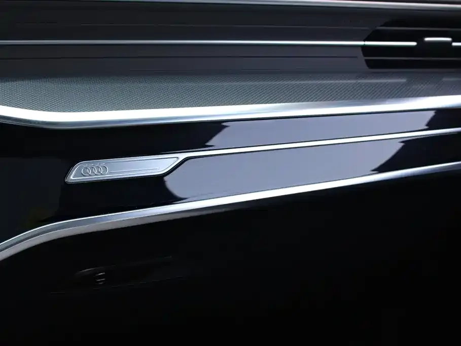 Audi A6L — фото 6