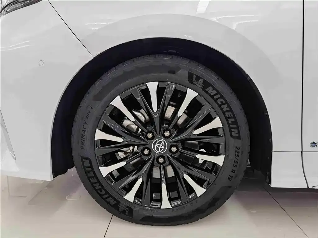 Toyota Alphard 2025 из CN, фото 3