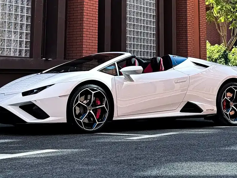 Lamborghini Huracan — фото 1