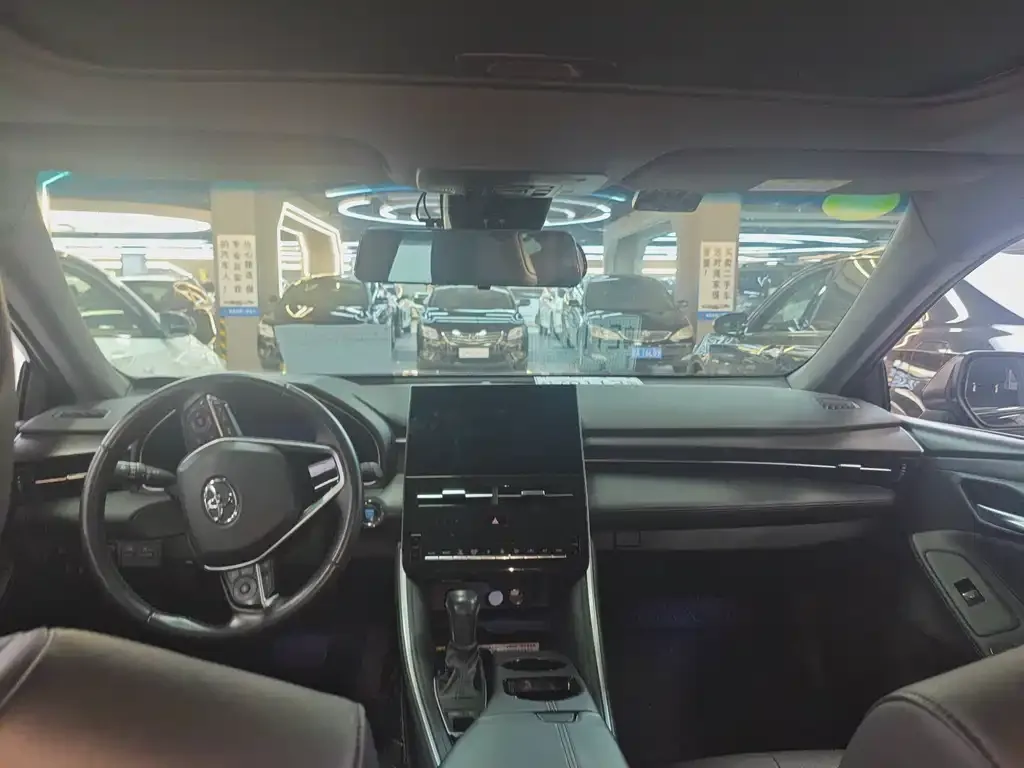 Toyota Avalon 2023 из CN, фото 4