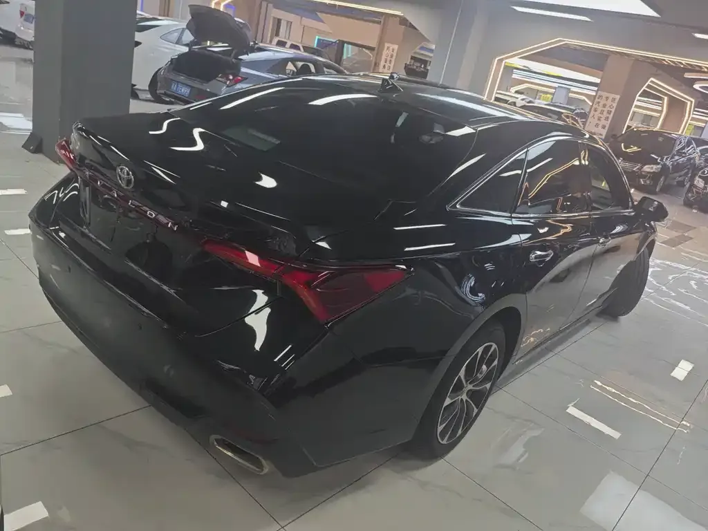 Toyota Avalon 2023 из CN, фото 6