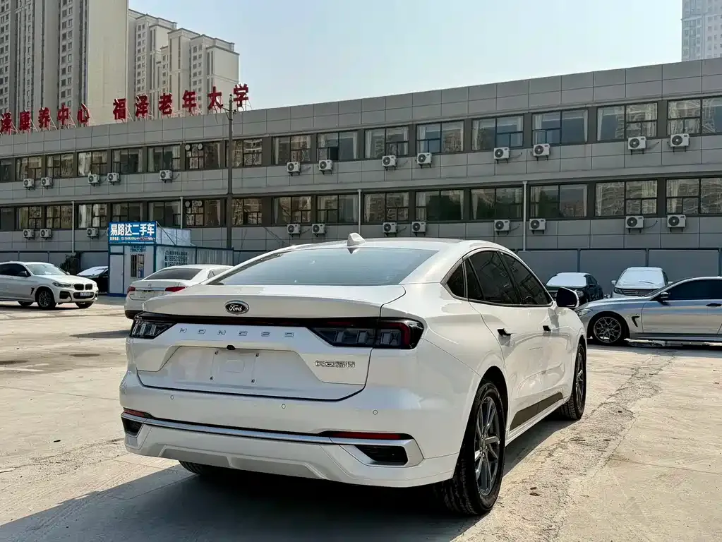 Ford Mondeo 2025 из CN, фото 5