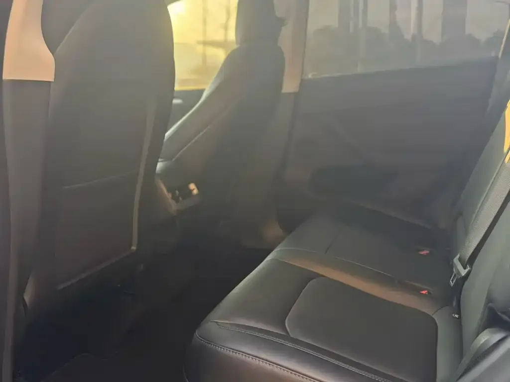 Tesla Model Y 2022 из CN, фото 2