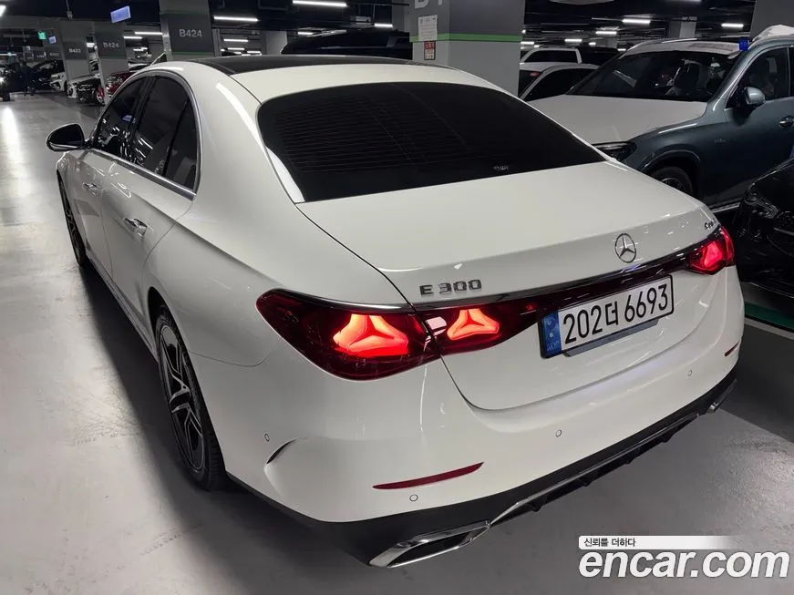 Mercedes-Benz E-Class 2024 из KR, фото 3