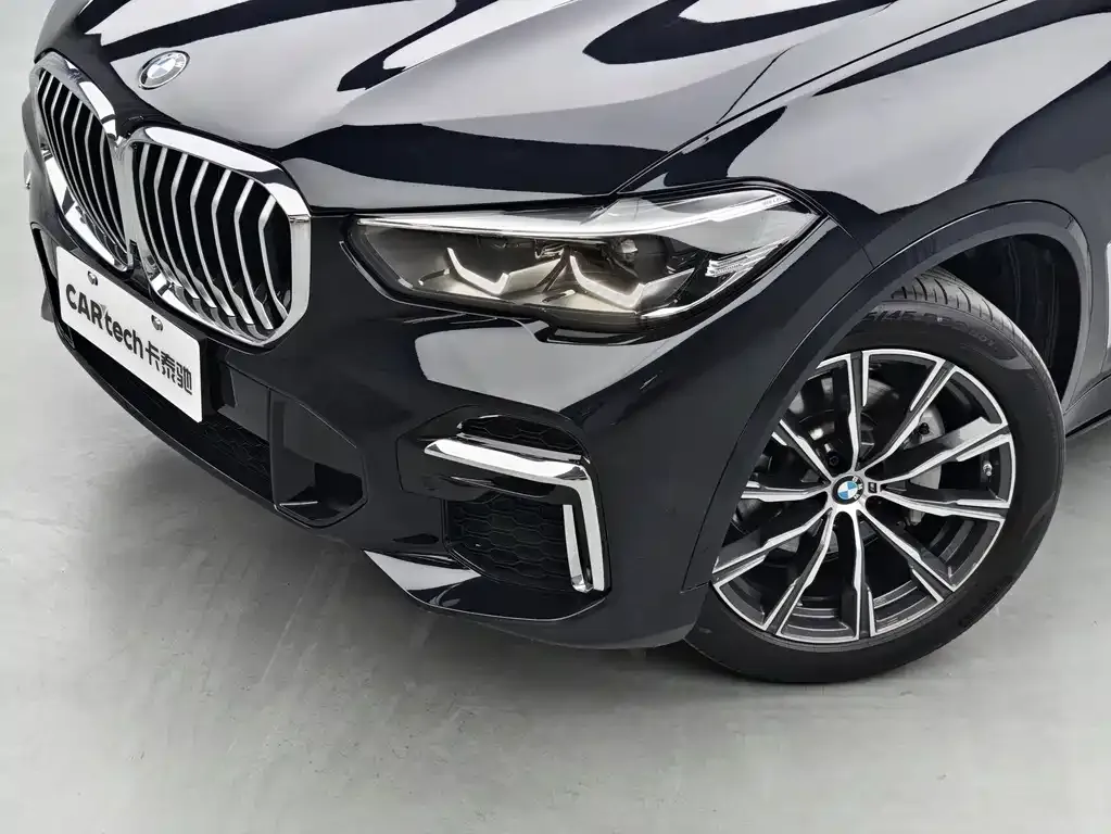 BMW X5 — фото 9