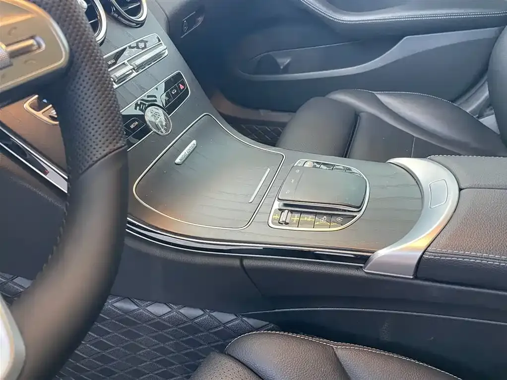 Mercedes-Benz C-Class 2021 из CN, фото 3