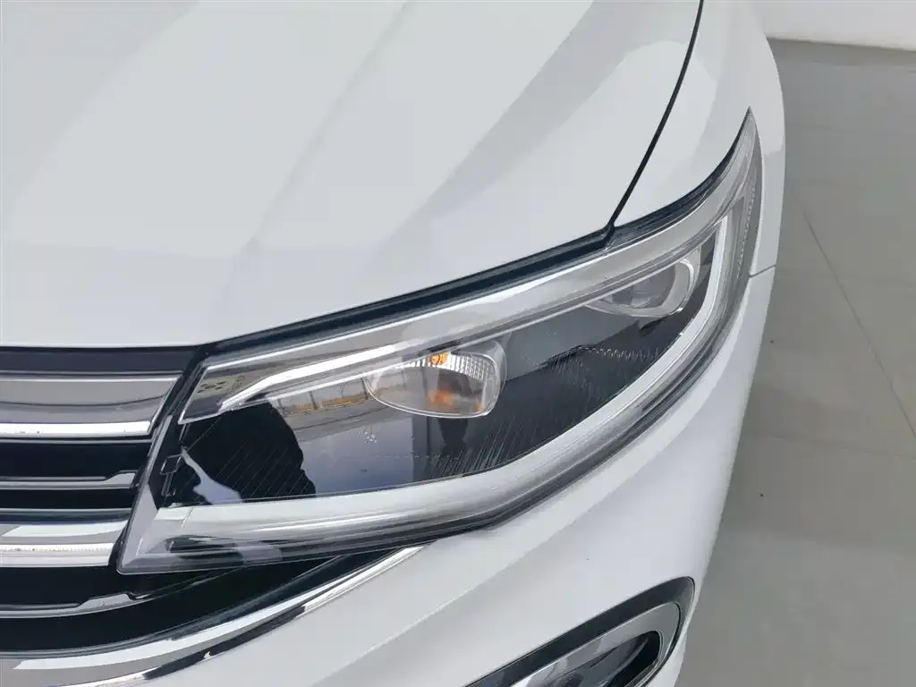 Volkswagen Bora 2024 из CN, фото 6