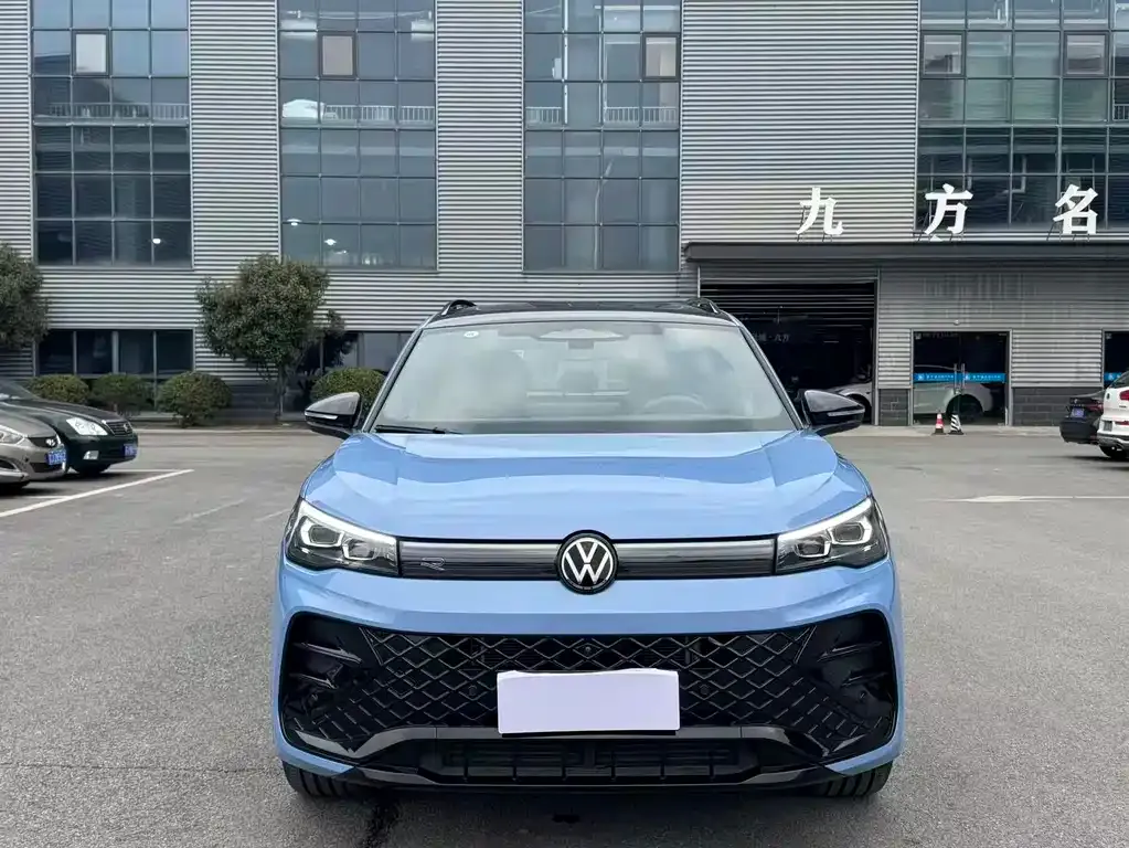 Volkswagen Tiguan L 2024 из CN, фото 7