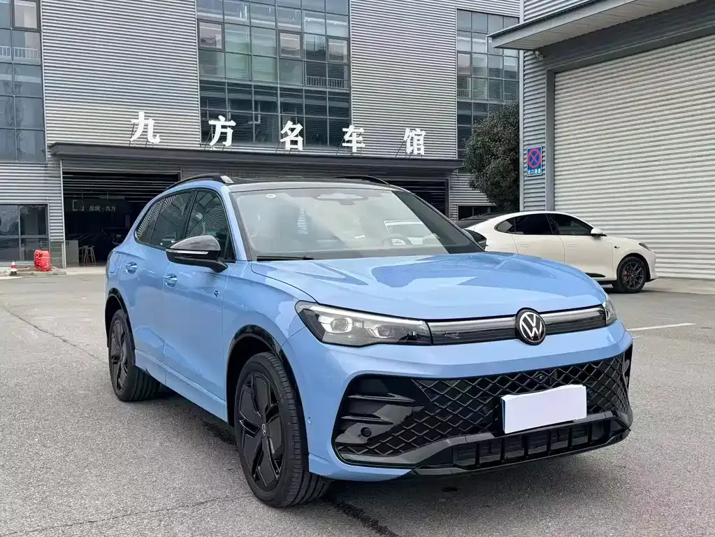 Volkswagen Tiguan L 2024 из CN, фото 6