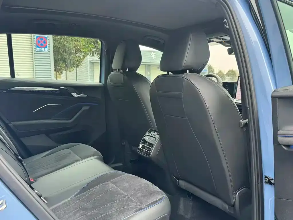 Volkswagen Tiguan L 2024 из CN, фото 8
