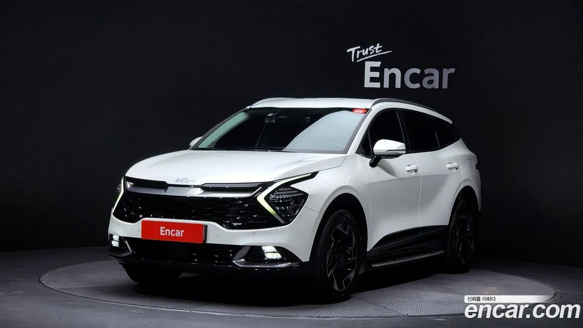 Kia Sportage — фото 1