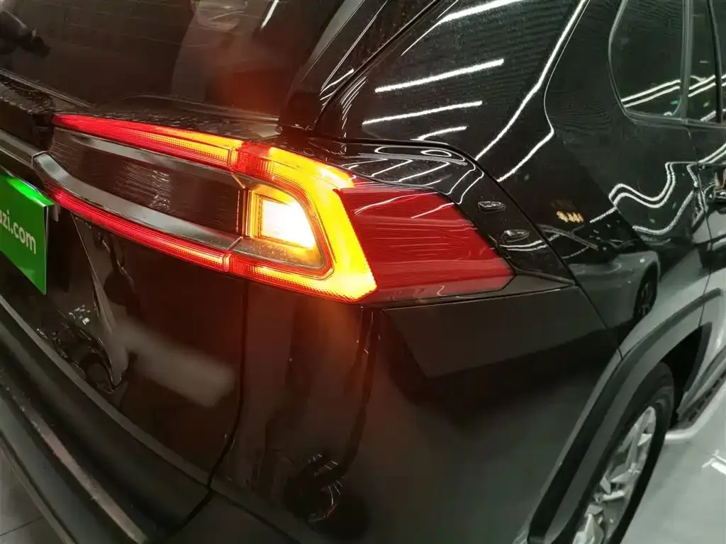 Toyota Wildlander 2021 из CN, фото 6