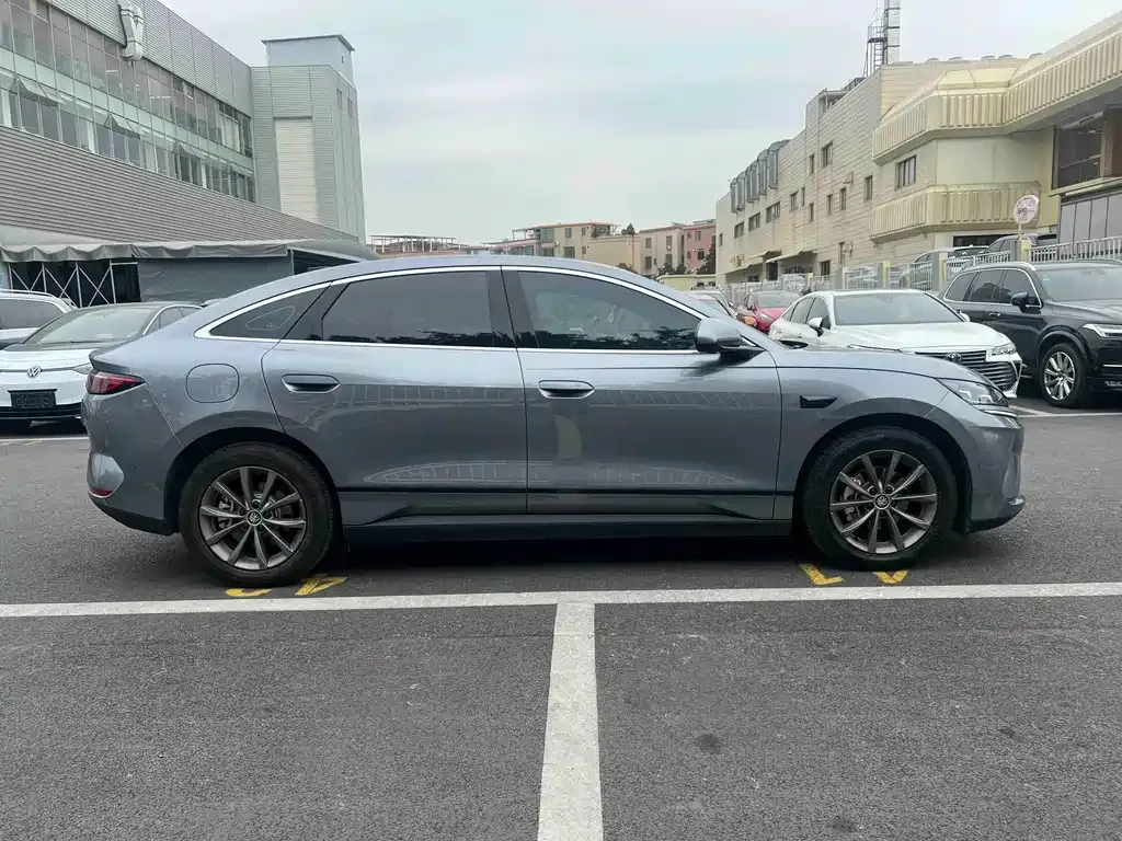 BYD Qin L 2025 из CN, фото 10