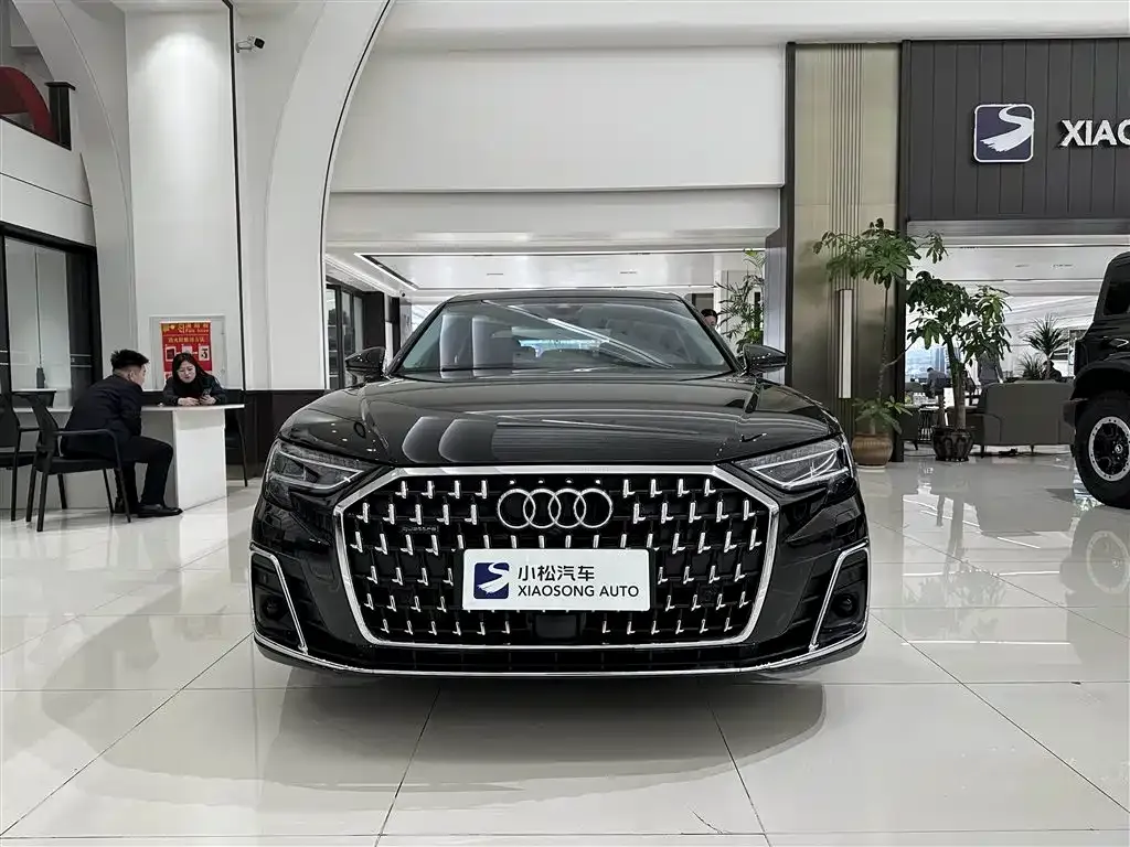 Audi A8 — фото 8