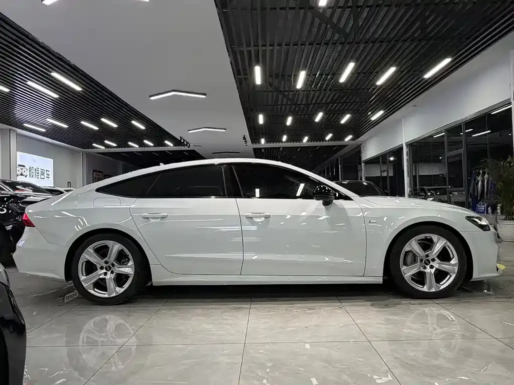 Audi A7 — фото 6