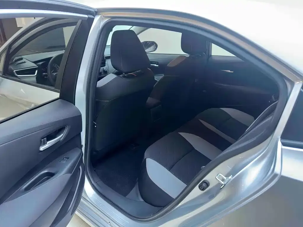 Toyota Corolla 2021 из CN, фото 4