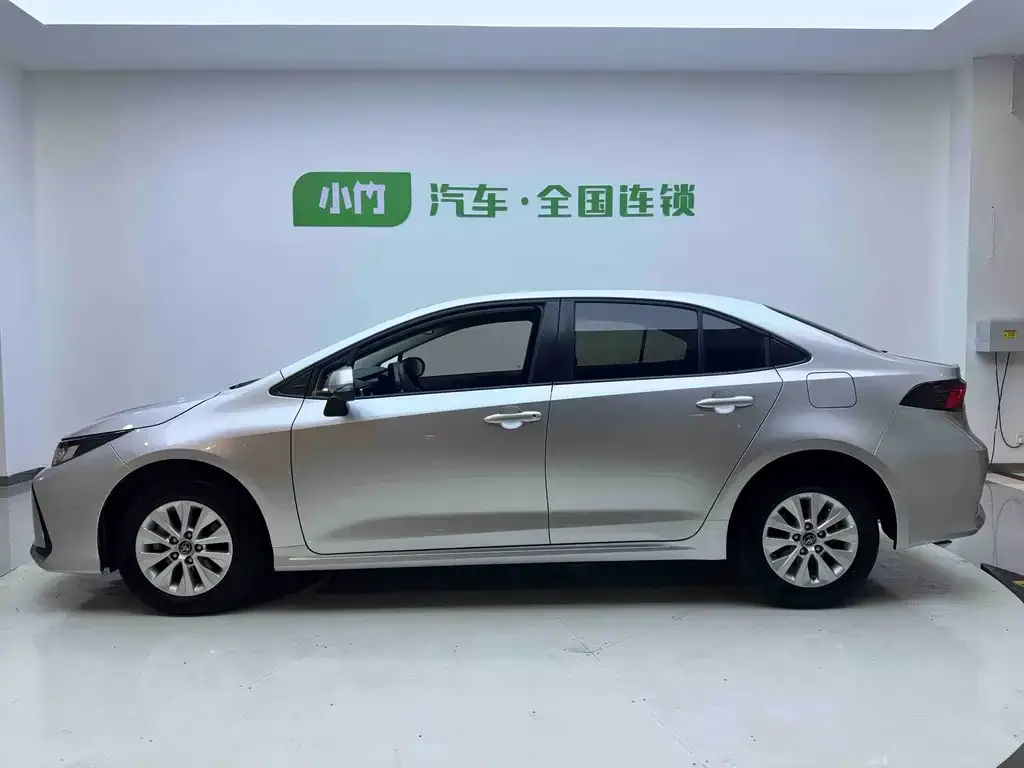 Toyota Corolla 2021 из CN, фото 2