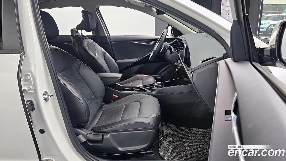 Kia Niro 2023 из KR, фото 10