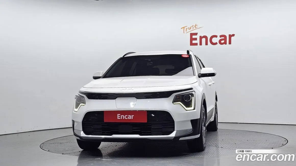 Kia Niro 2023 из KR, фото 2