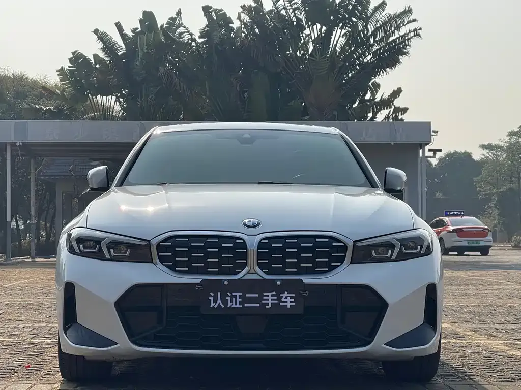 BMW 3 Series 2025 из CN, фото 2