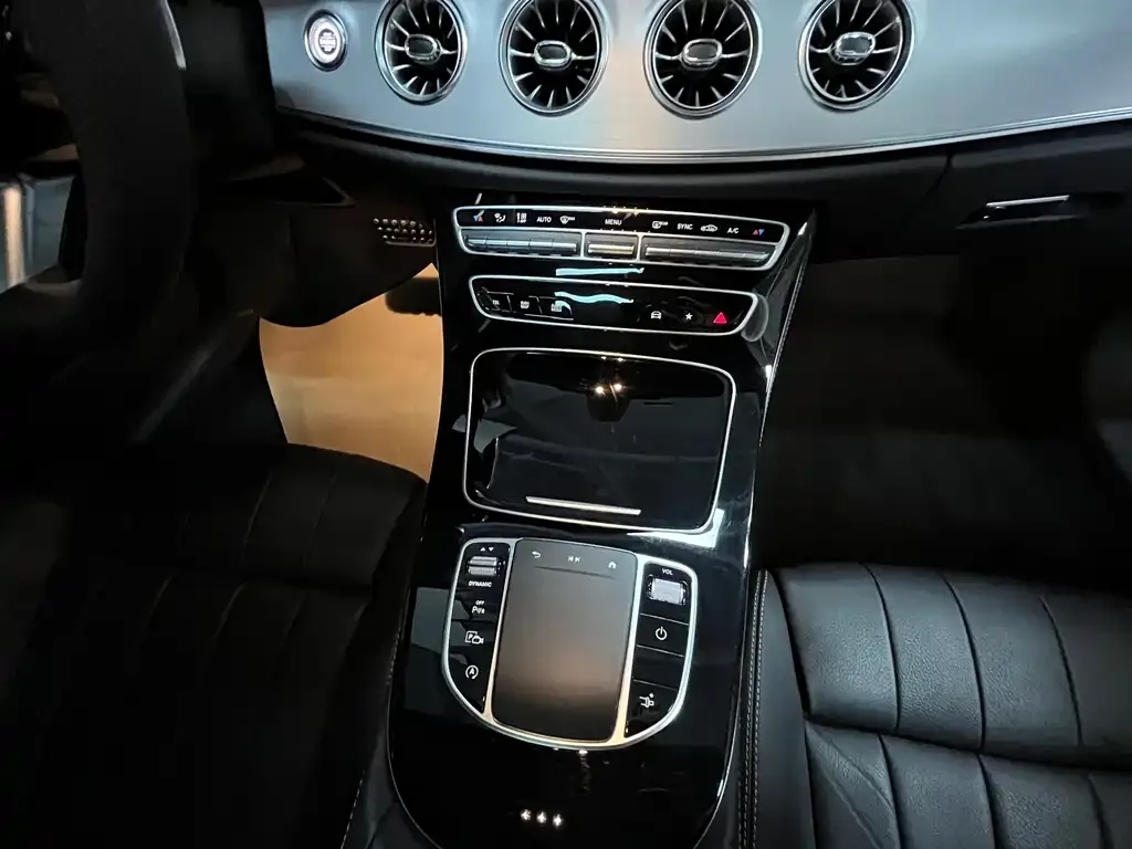 Mercedes-Benz E-Class (Import) — фото 2