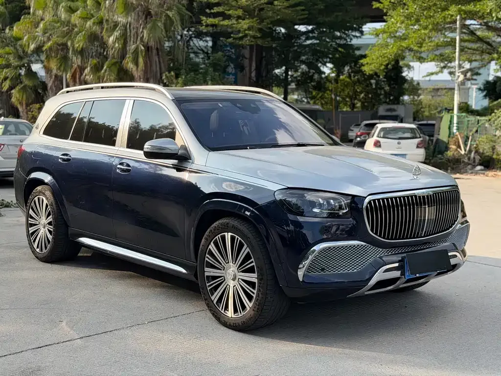 Mercedes-Benz GLS — фото 10