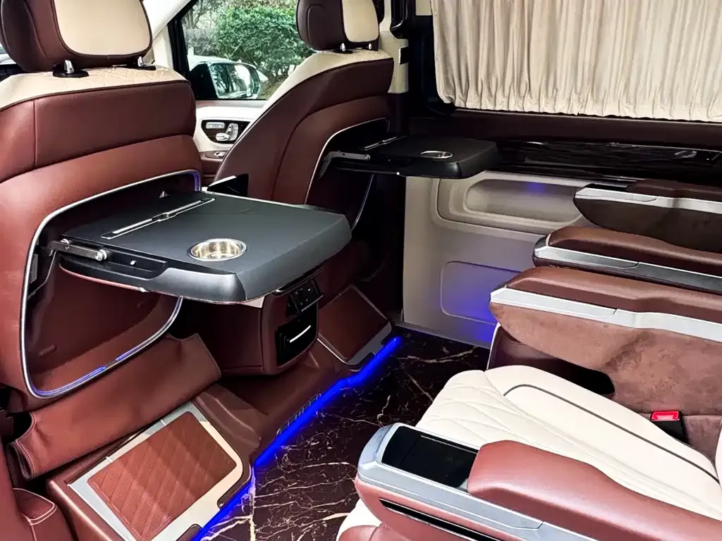 Mercedes-Benz Vito 2023 из CN, фото 6
