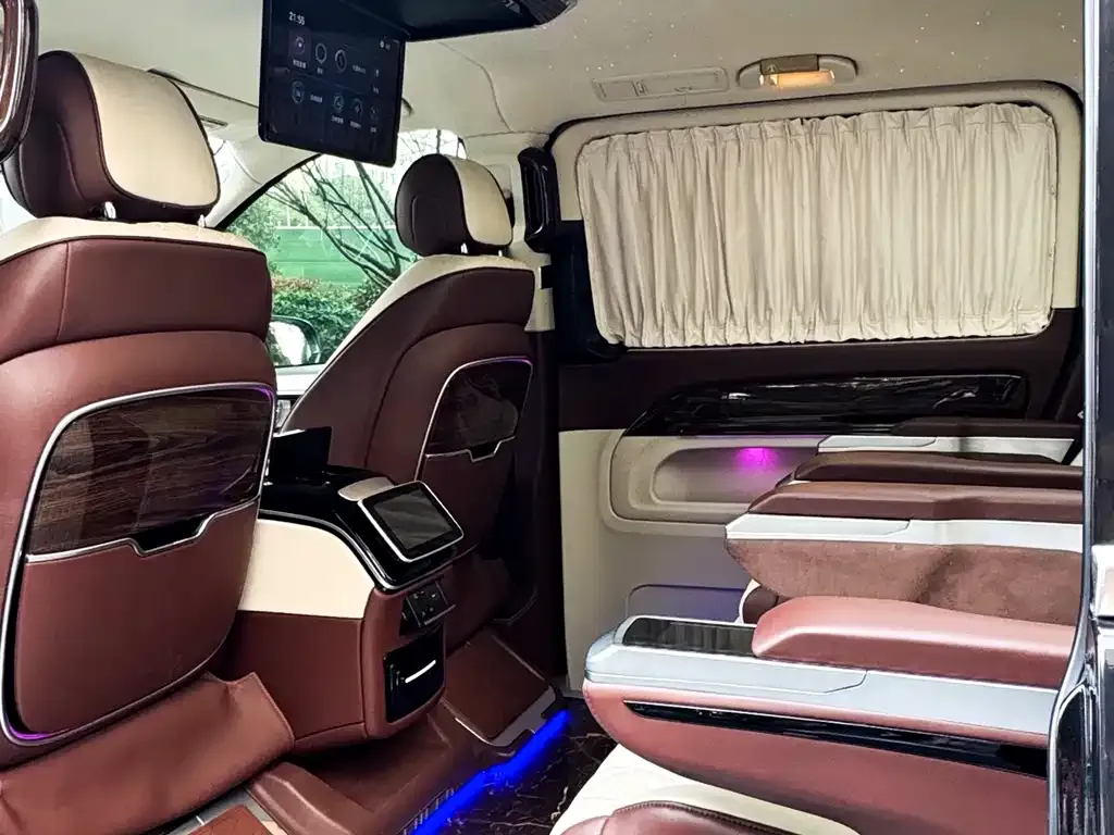 Mercedes-Benz Vito 2023 из CN, фото 4