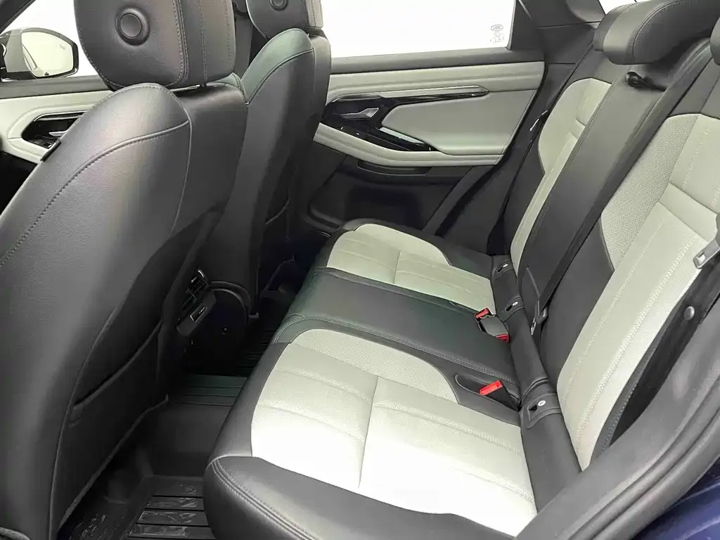 Land Rover Evoque 2021 из CN, фото 2