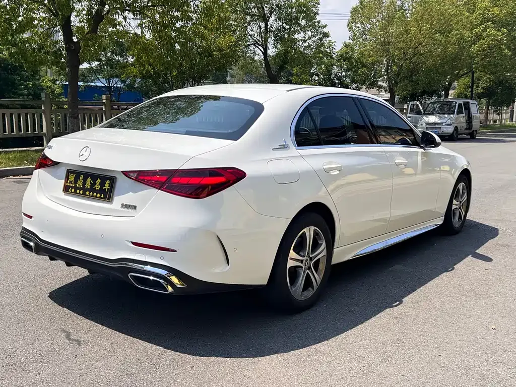 Mercedes-Benz C-Class — фото 9
