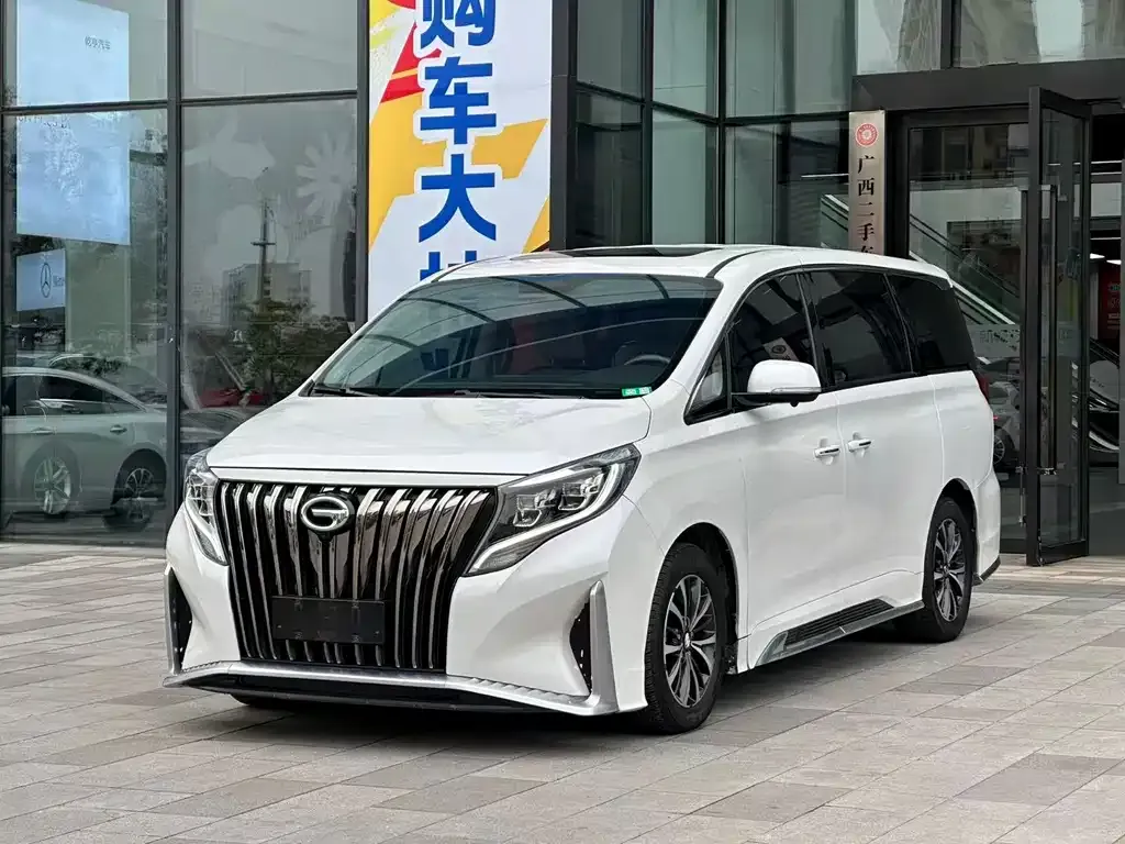 GAC Motor Trumpchi M8 — фото 1