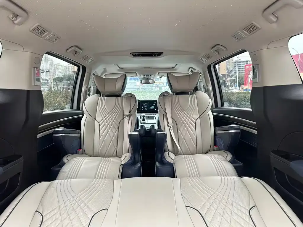 GAC Motor Trumpchi M8 — фото 9