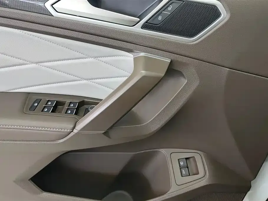 Volkswagen Tiguan L New Energy 2023 из CN, фото 5