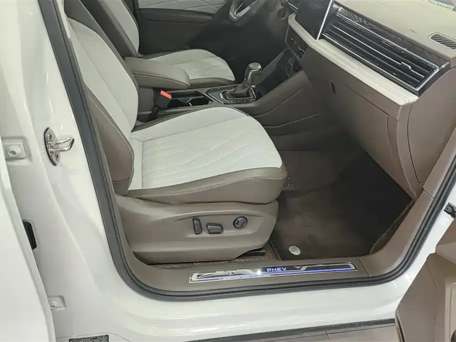 Volkswagen Tiguan L New Energy 2023 из CN, фото 4