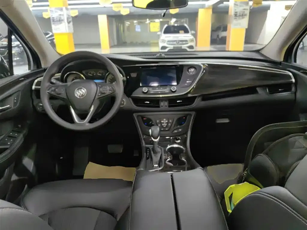 Buick Envision Plus — фото 5