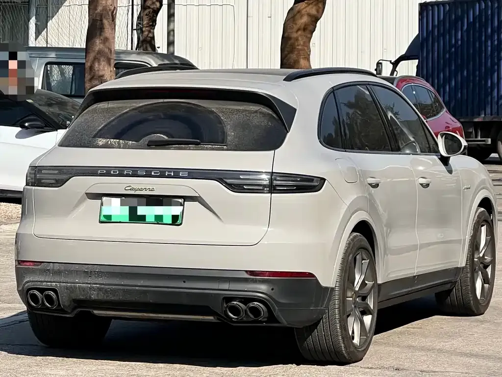 Porsche Cayenne Hybrid 2022 из CN, фото 2