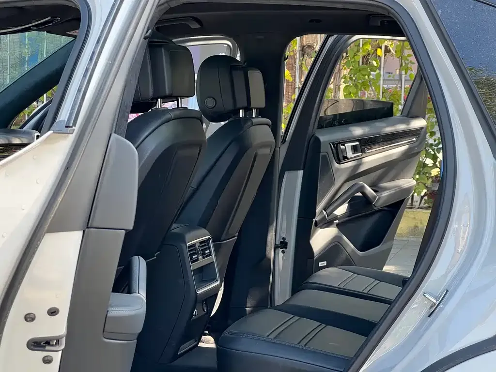 Porsche Cayenne Hybrid 2022 из CN, фото 3